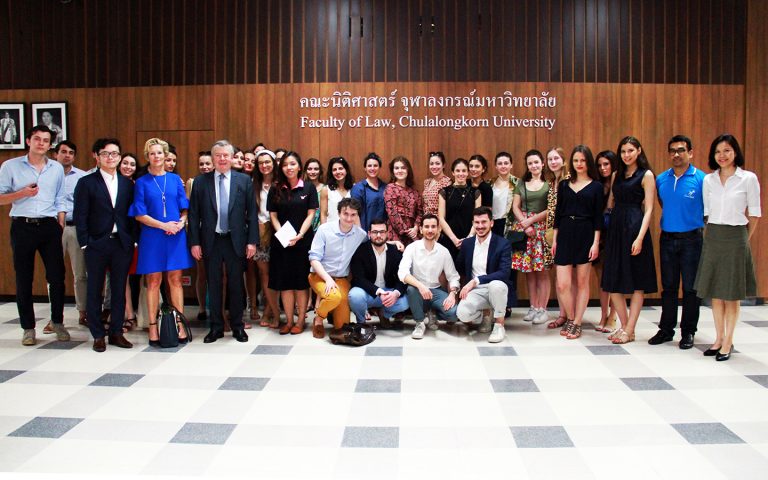 Universite Paris-Dauphine, Campus La Defense, France เดินทางมาเพื่อศึกษานอกห้องเรียนผ่านการรับฟังบรรยายพิเศษหัวข้อ “Machine learning and Law” โดย อาจารย์ ดร.พีรพัฒ โชคสุวัฒนสกุล