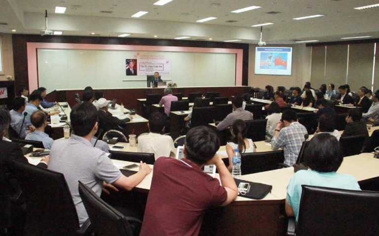 กิจกรรมบรรยายพิเศษในหัวข้อ “สงครามการค้าจีน-สหรัฐ” โดย Professor Mark Wu จาก Harvard Law School ประเทศสหรัฐอมเริกา