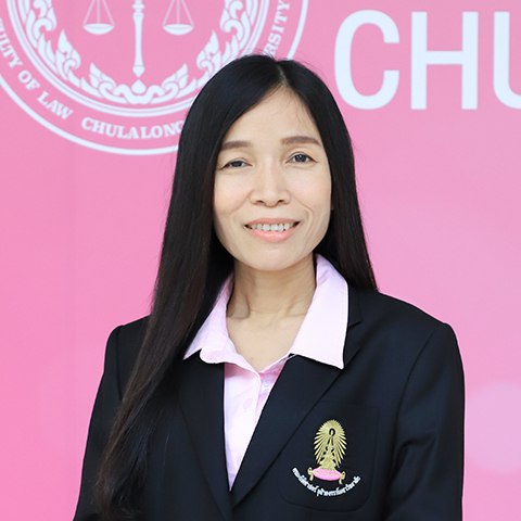 นางสาวพิชญาภา ขนทรัพย์
