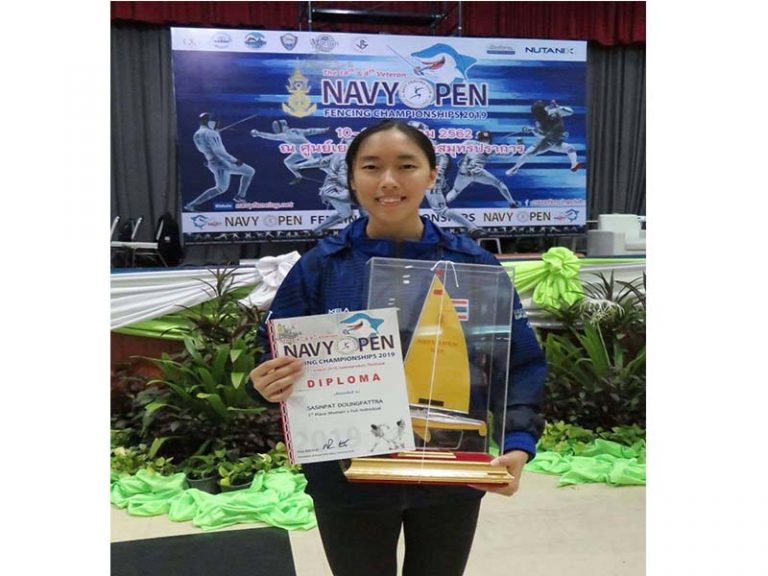 นางสาวศศินภัสสร์ ดวงพัตรา (นิสิตชั้นปีที่ 1) ได้รับรางวัลชนะเลิศการแข่งขันกีฬาฟันดาบประเภทดาบฟอยล์ ในรายการ The 18th Navy Open & 8th Veteran Fencing Championships 2019 เมื่อวันที่ 10 -11 สิงหาคม 2562 จัดโดยกองทัพเรือ
