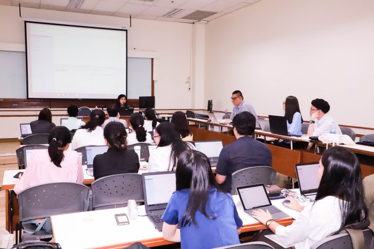 โครงการอบรมเชิงปฏิบัติการการใช้โปรแกรม iThesis และ EndNote