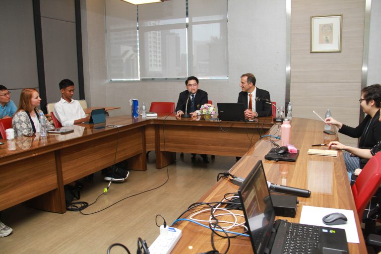 “Artificial Intelligence – Autonomy, Transparency and Responsibility” บรรยายโดย Professor Ian Walden จาก Queen Mary University of London