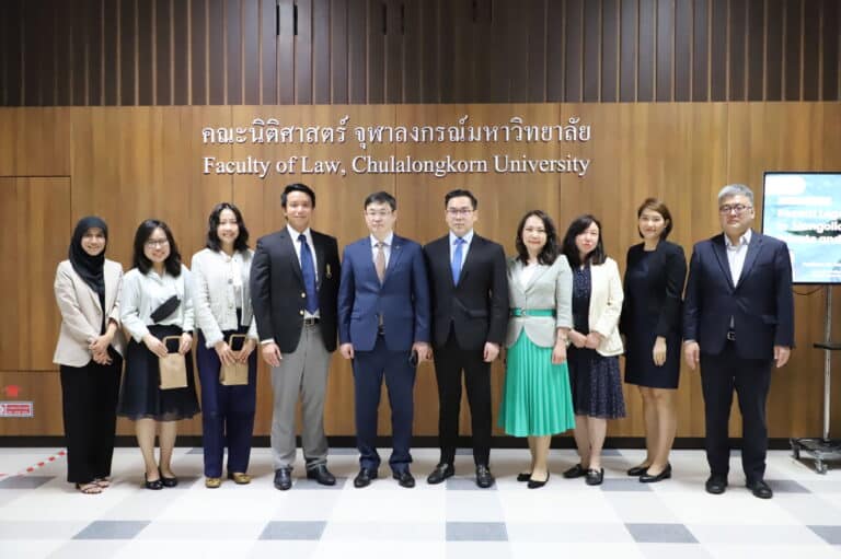 H.E. Mr. Tumur Amarsanaa, Ambassador of Mongolia to Thailand and Professor Dr.Batbold Amarsanaa visited our faculty.
