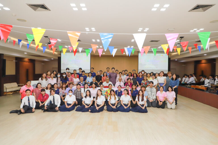 กิจกรรมสรงน้ำพระพุทธรูป เนื่องในเทศกาลสงกรานต์ ประจำปี 2567