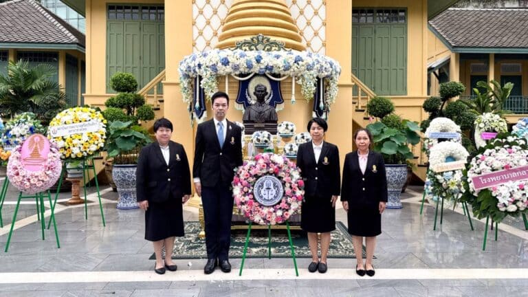 คณะนิติศาสตร์ จุฬาลงกรณ์มหาวิทยาลัย ร่วมพิธีวางพวงมาลา “วันมหิดล”