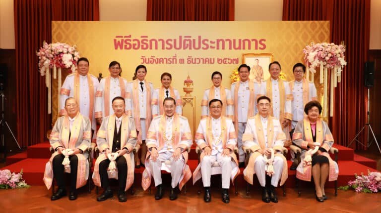 คณบดีคณะนิติศาสตร์ จุฬาฯ ร่วมพิธีอธิการปติประทานการ เนื่องในโอกาสที่มีพระบรมราชโองการโปรดเกล้าฯ แต่งตั้ง ศ.ดร.วิเลิศ ภูริวัชร เป็นอธิการบดีจุฬาฯ
