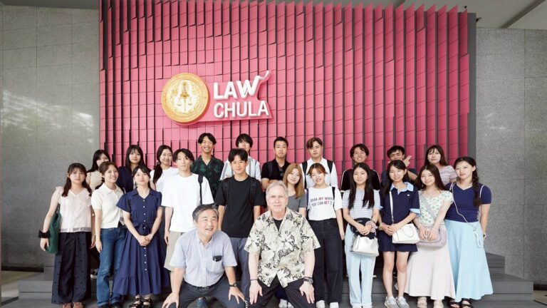 Seminar students from Tokyo for a joint session with Chula’s LLBel class