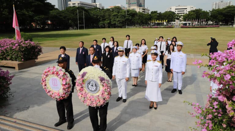 คณะนิติศาสตร์ จุฬาฯ ร่วมวางพวงมาลาน้อมรำลึกในพระมหากรุณาธิคุณ สมเด็จพระปิยมหาราช
